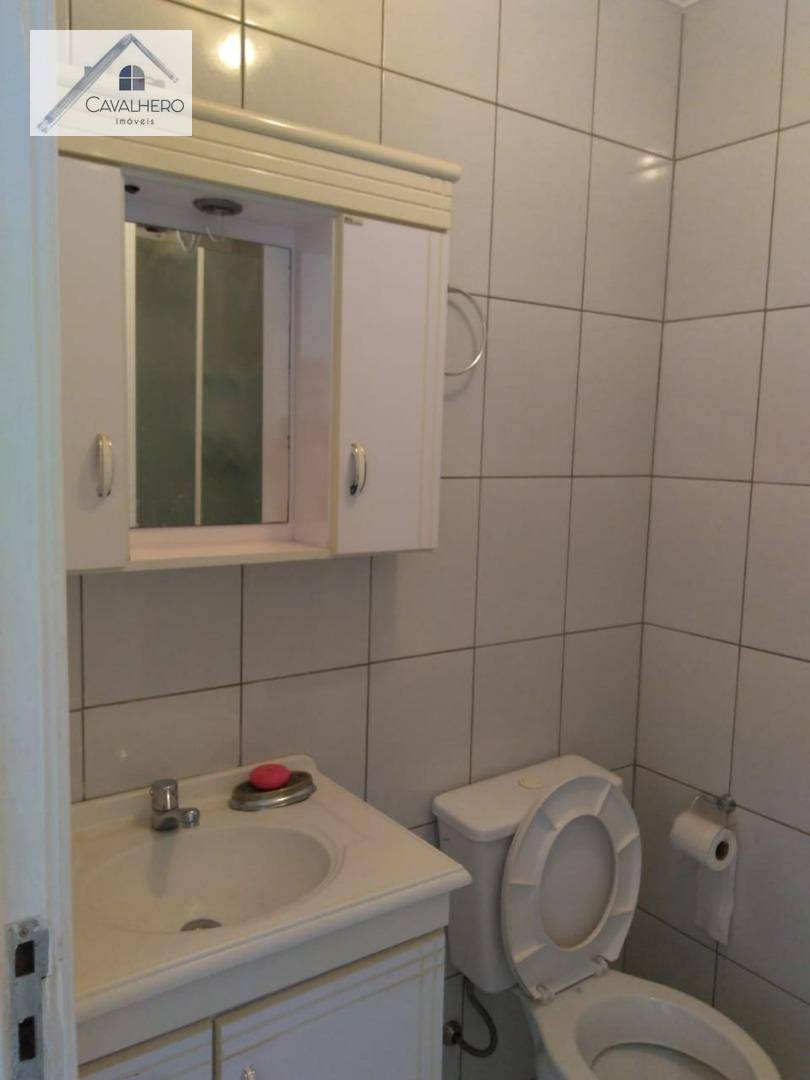 Apartamento à venda com 2 quartos, 69m² - Foto 4