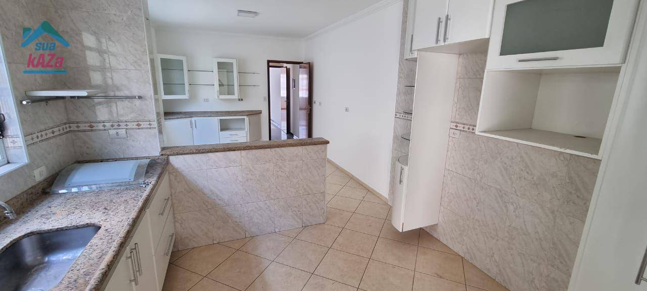 Sobrado à venda com 3 quartos, 200m² - Foto 5