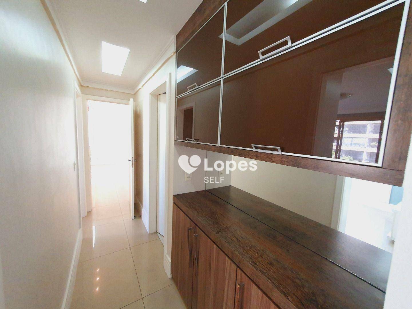 Apartamento à venda com 4 quartos, 136m² - Foto 4