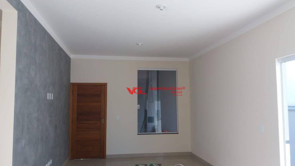 Casa à venda com 3 quartos, 110m² - Foto 4