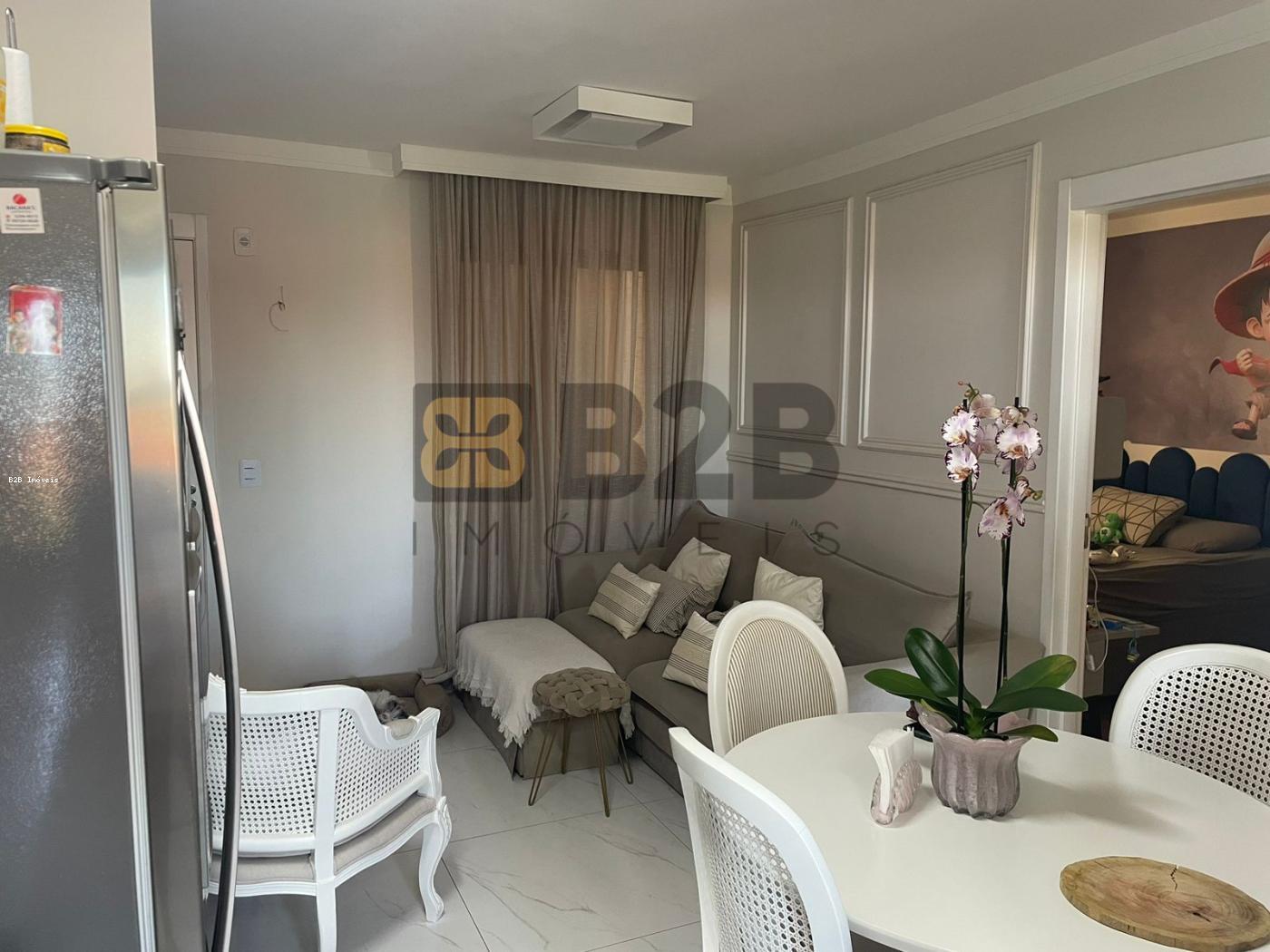 Apartamento à venda com 2 quartos, 43m² - Foto 3