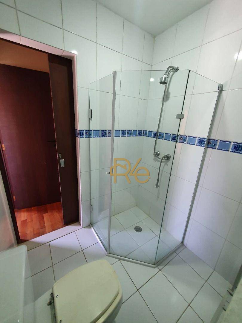 Casa de Condomínio à venda e aluguel com 4 quartos, 270m² - Foto 12