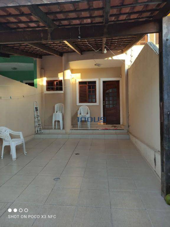 Casa à venda com 3 quartos, 100M2 - Foto 2