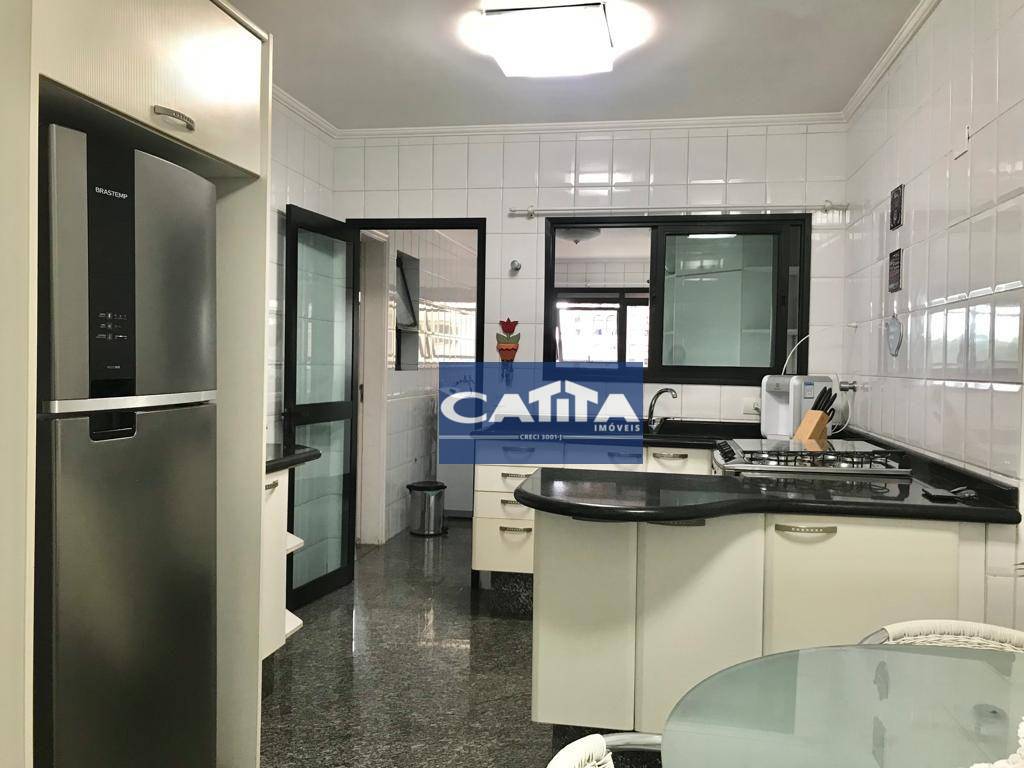 Apartamento à venda com 3 quartos, 137m² - Foto 26