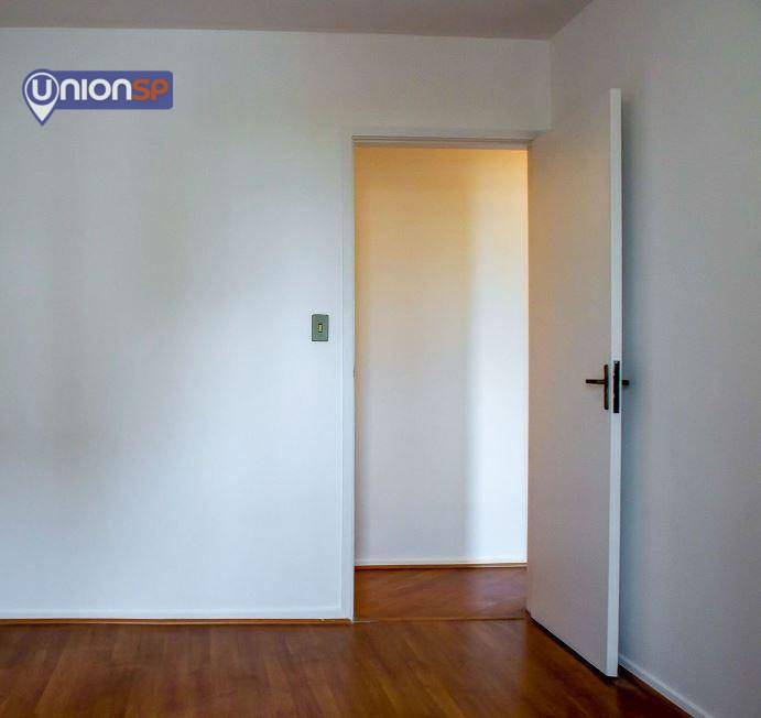 Apartamento à venda com 2 quartos, 80m² - Foto 8