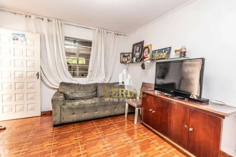 Sobrado à venda com 4 quartos, 180m² - Foto 2