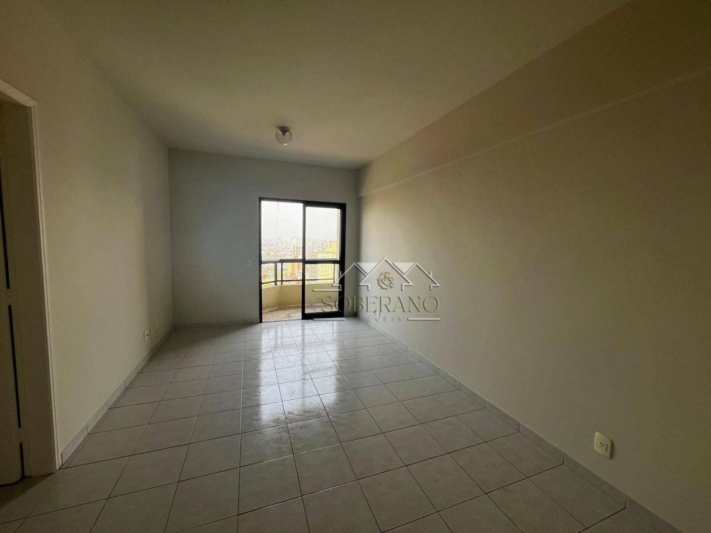 Apartamento para alugar com 3 quartos, 83m² - Foto 2