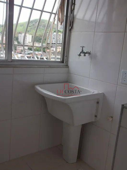 Apartamento à venda com 2 quartos, 60m² - Foto 10