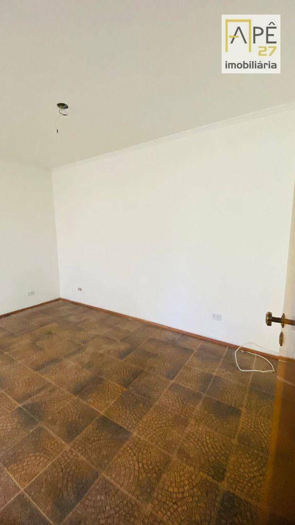 Sobrado para alugar com 3 quartos, 250m² - Foto 12