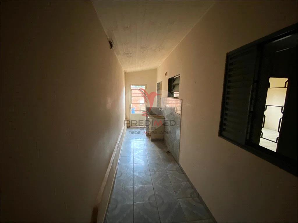 Casa à venda com 2 quartos, 85m² - Foto 11