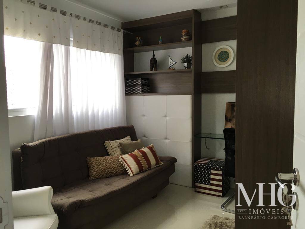 Apartamento à venda com 3 quartos, 120m² - Foto 9