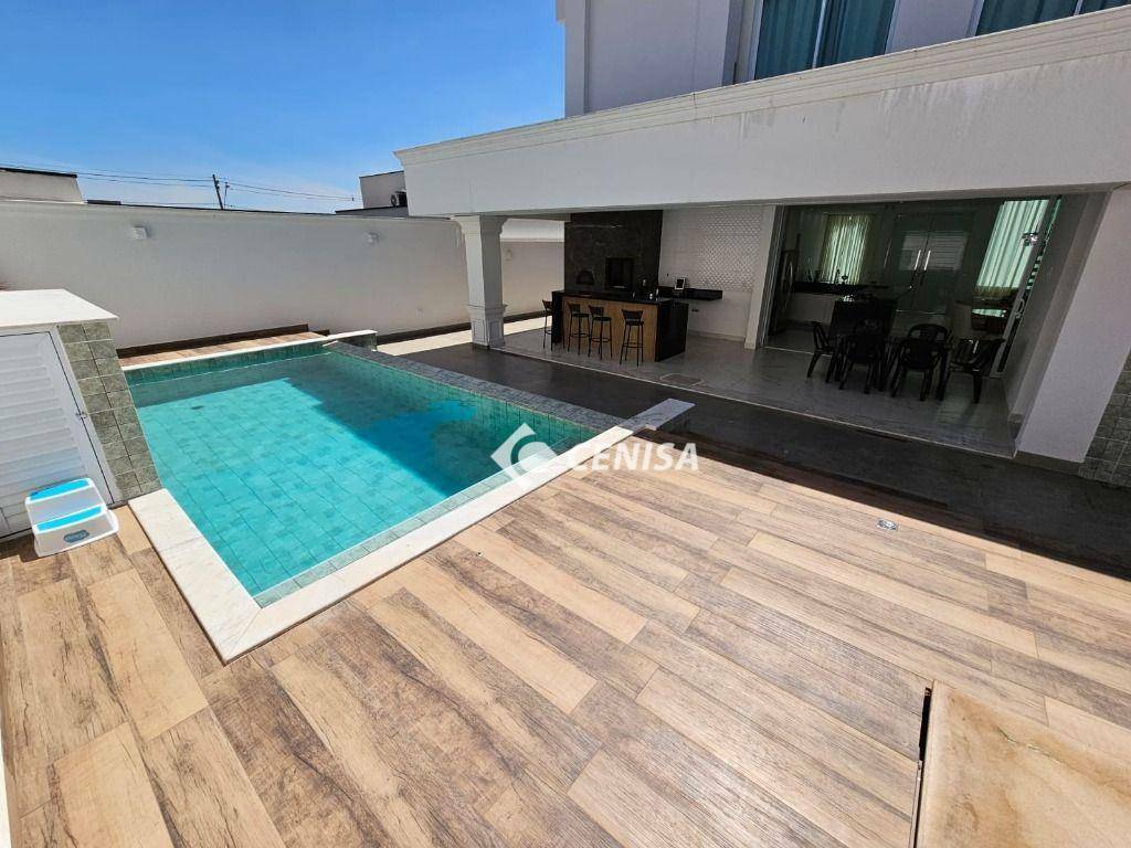 Casa de Condomínio à venda com 3 quartos, 242m² - Foto 17