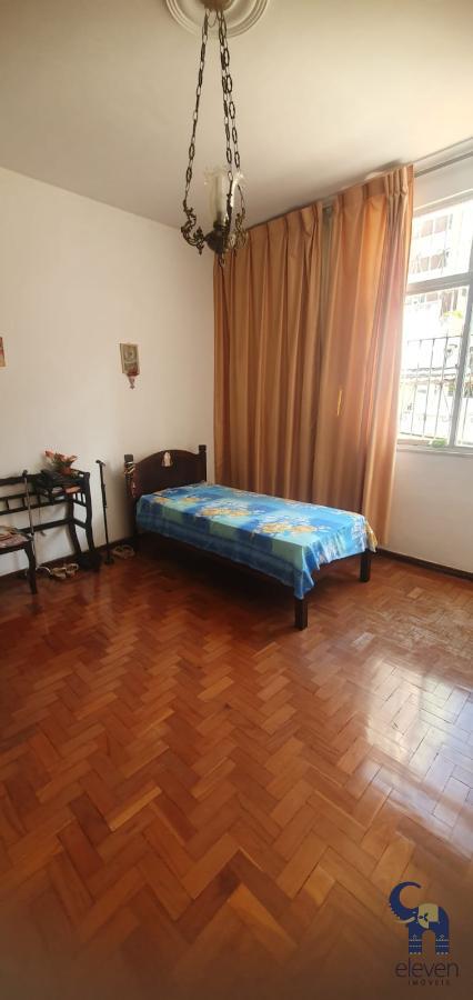 Apartamento à venda com 2 quartos, 85m² - Foto 2