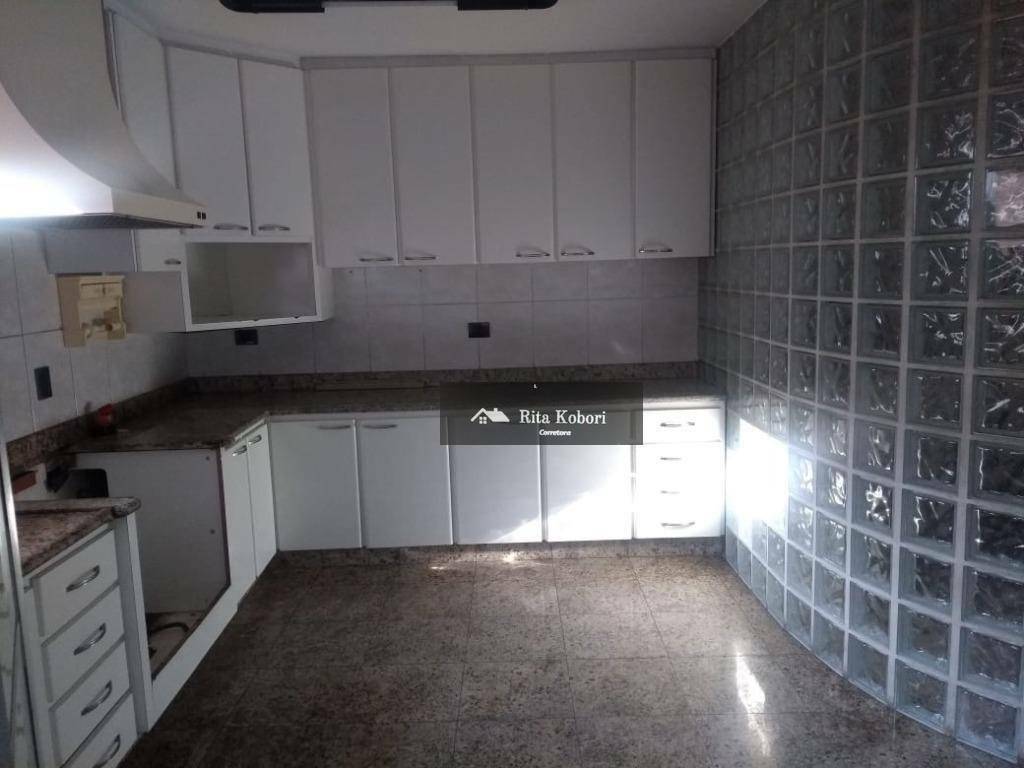 Casa à venda com 3 quartos, 339m² - Foto 1