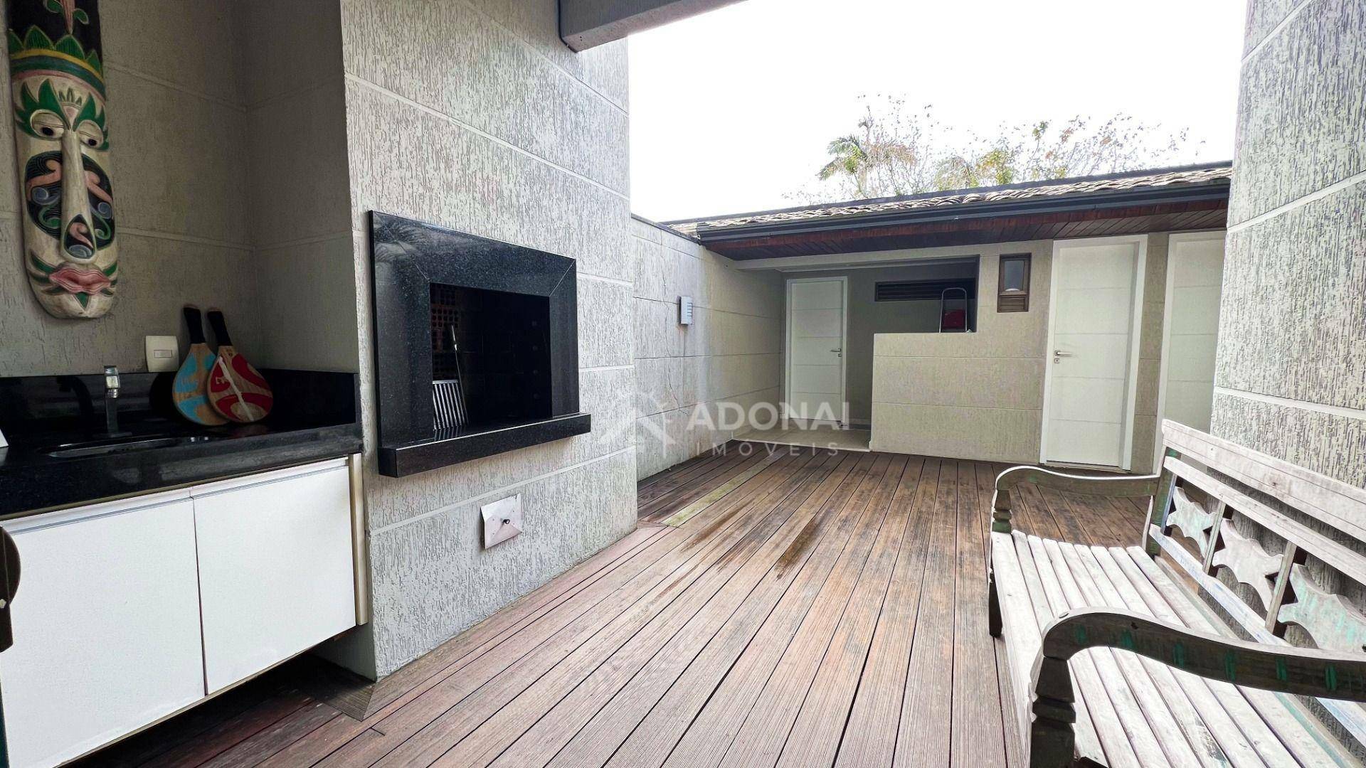 Casa à venda com 4 quartos, 243m² - Foto 17