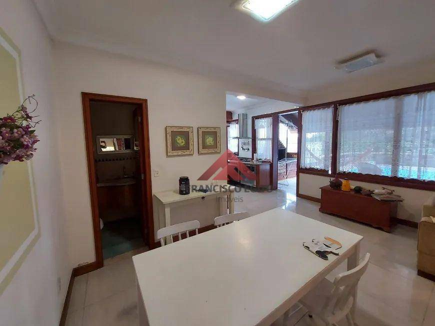 Casa de Condomínio à venda com 3 quartos, 264m² - Foto 8