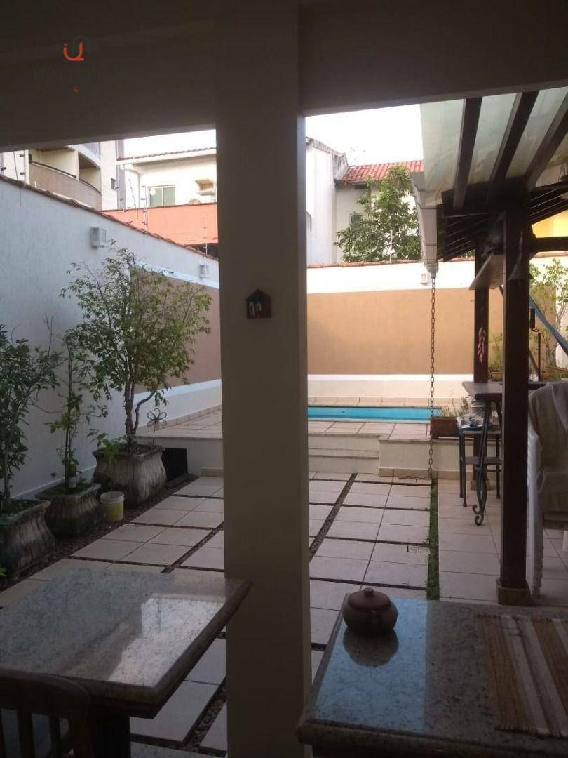 Casa à venda com 3 quartos, 160m² - Foto 21