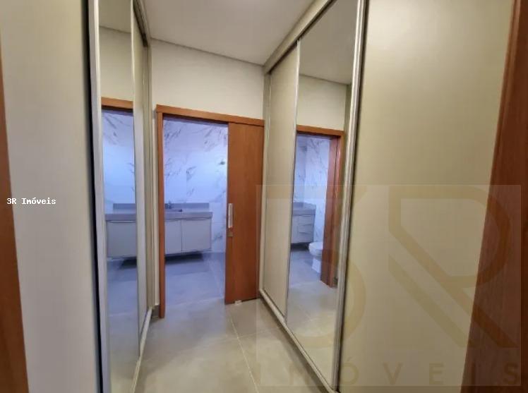 Casa de Condomínio à venda com 3 quartos, 250m² - Foto 15