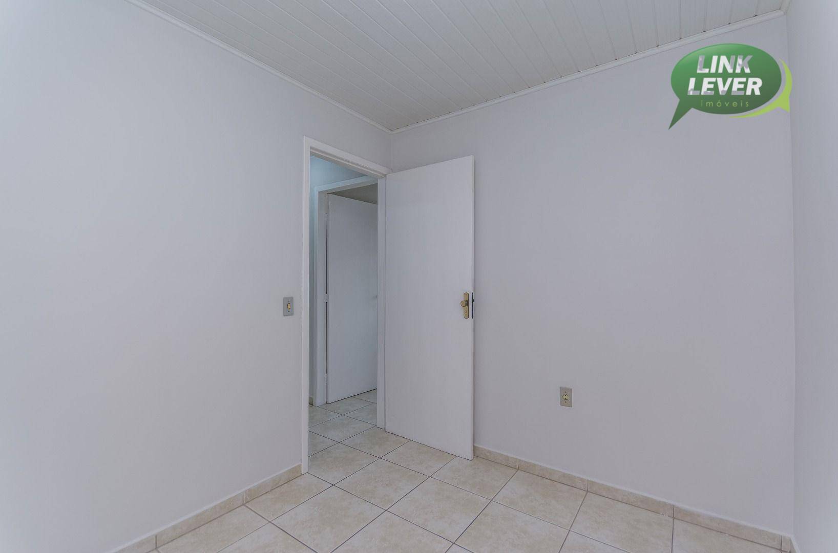 Casa para alugar com 3 quartos, 64m² - Foto 23