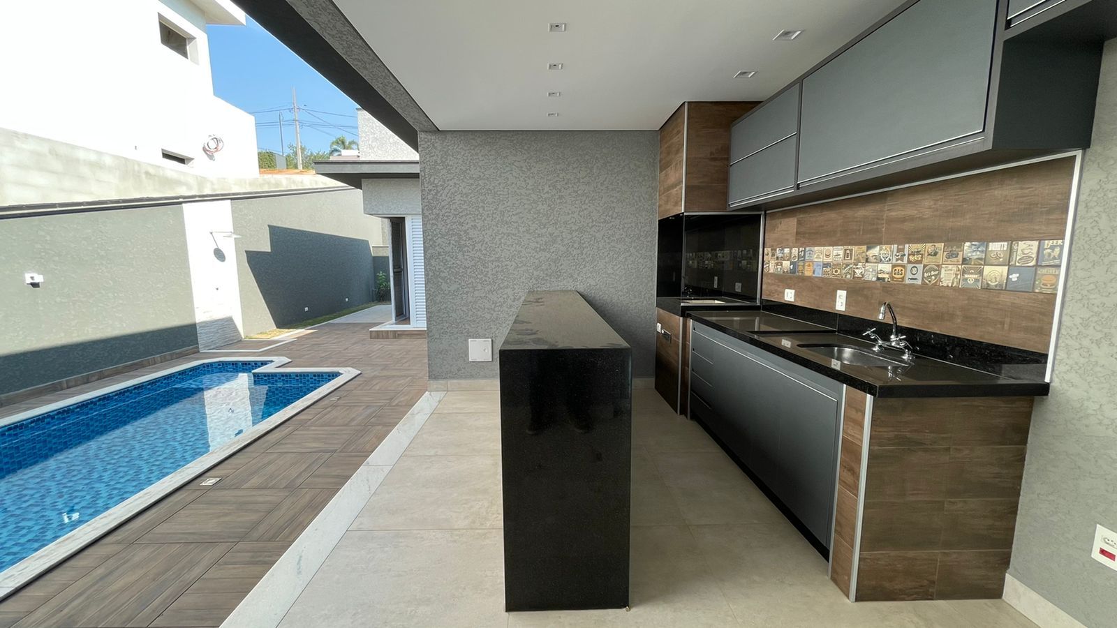 Casa à venda com 4 quartos, 259m² - Foto 10