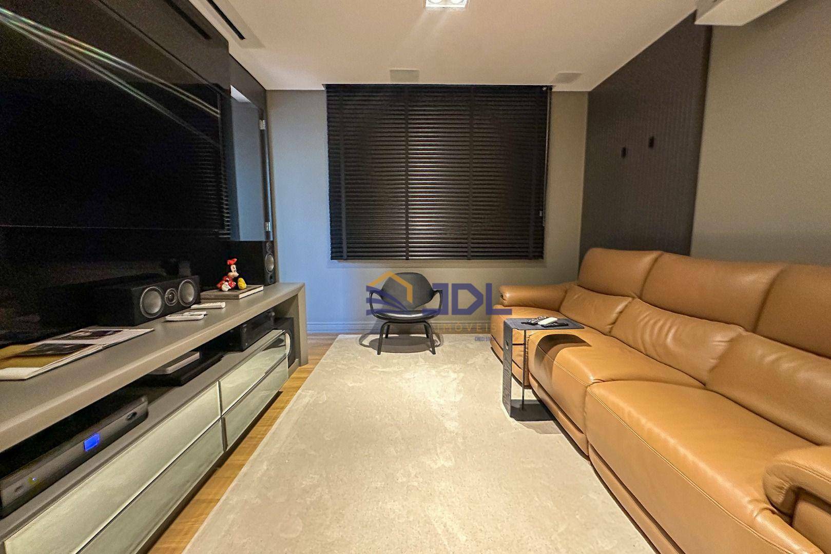 Apartamento à venda com 3 quartos, 170m² - Foto 23