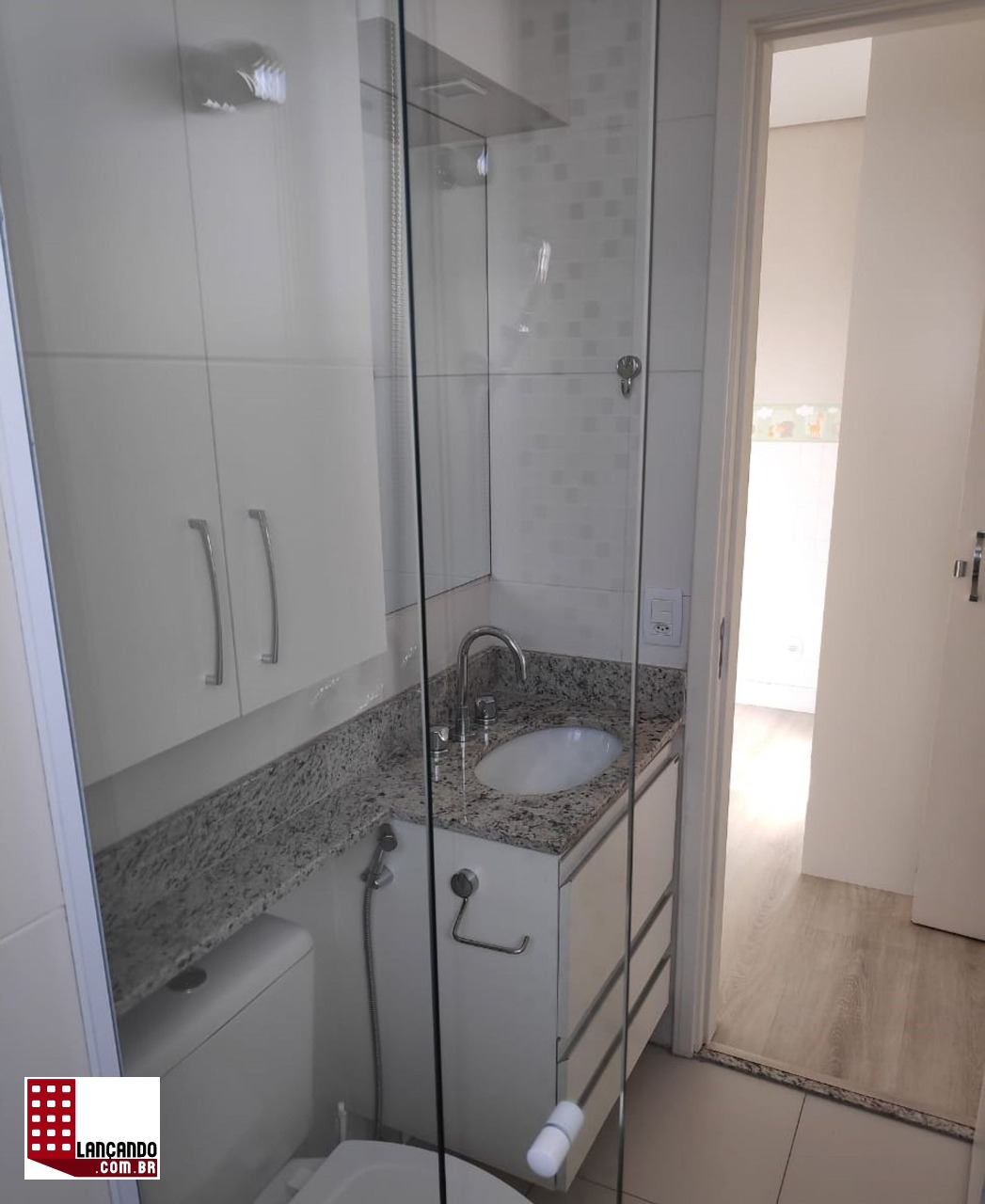 Apartamento à venda com 2 quartos, 105m² - Foto 2