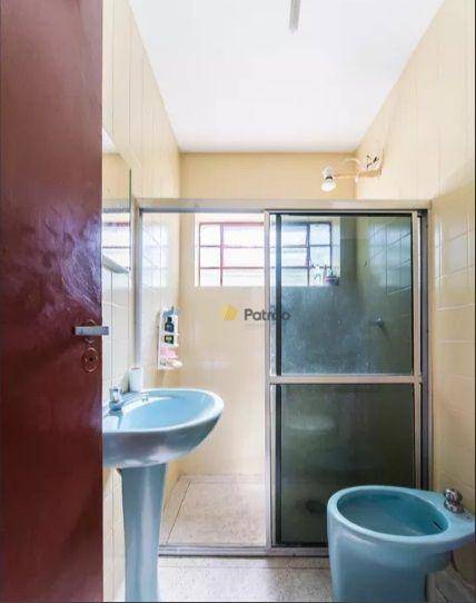 Casa à venda e aluguel com 5 quartos, 166m² - Foto 9