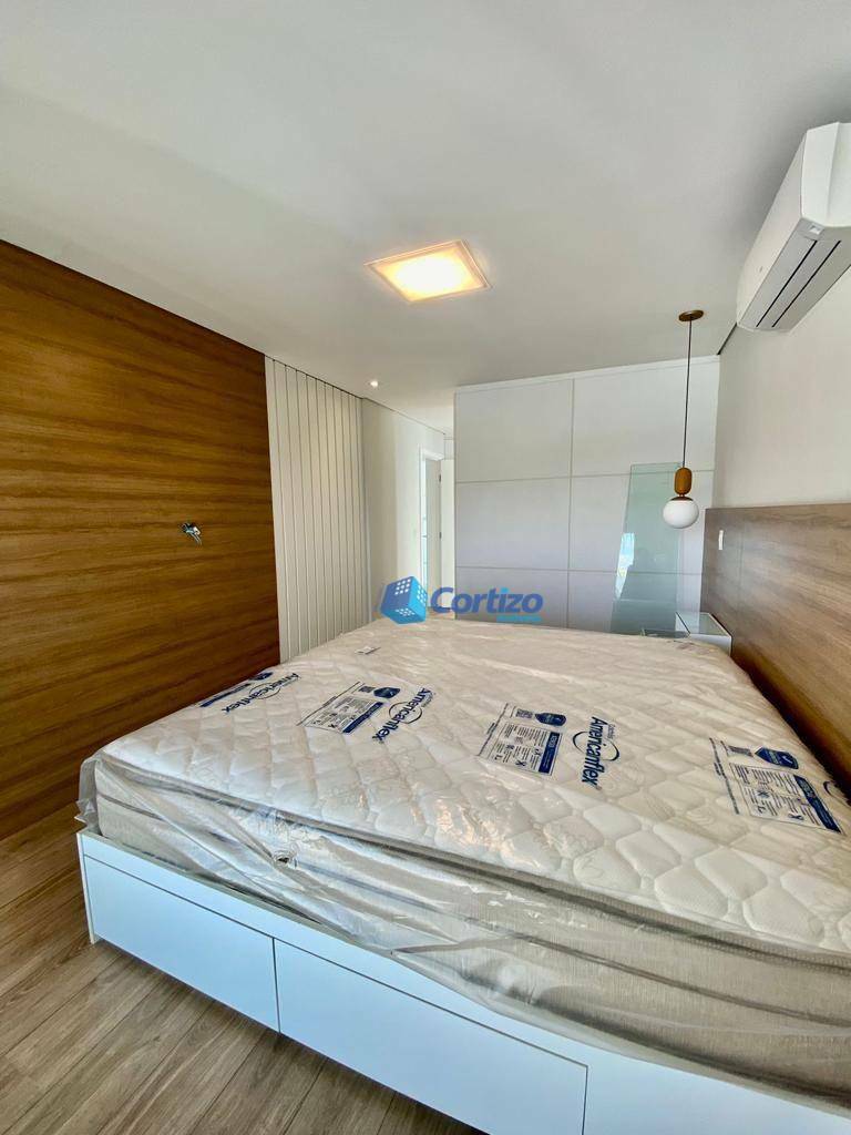 Casa de Condomínio à venda com 4 quartos, 320m² - Foto 53