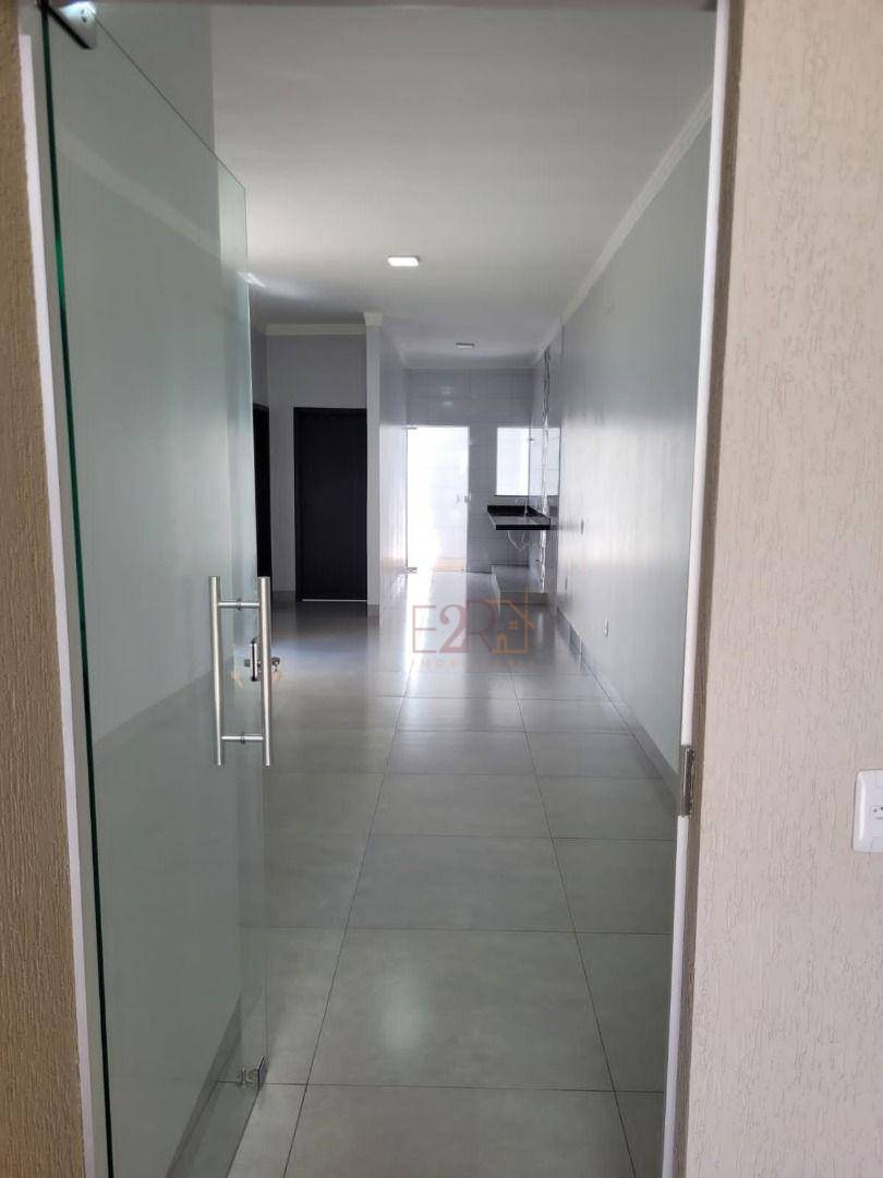 Casa à venda com 2 quartos, 89m² - Foto 2