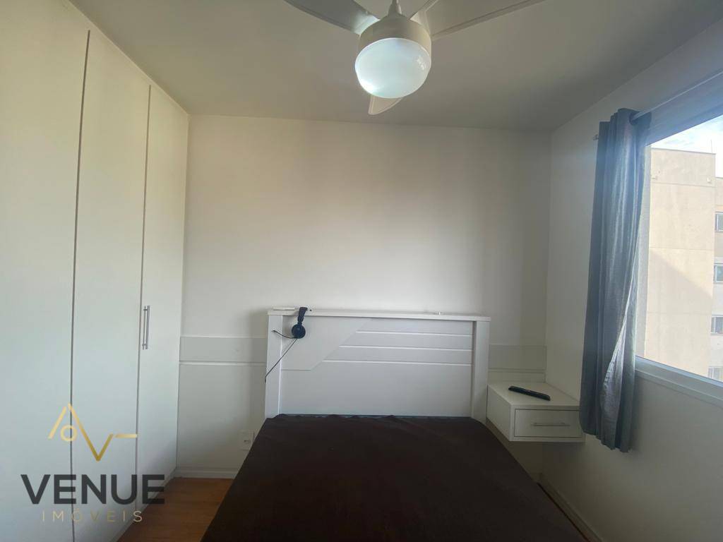 Apartamento à venda com 2 quartos, 40m² - Foto 11