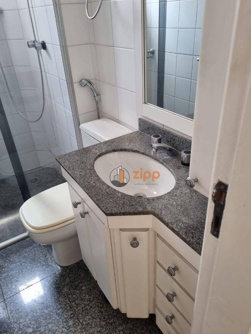 Apartamento para alugar com 3 quartos, 90m² - Foto 16