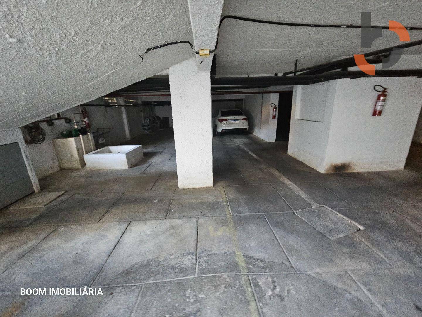 Apartamento à venda com 2 quartos, 66m² - Foto 33