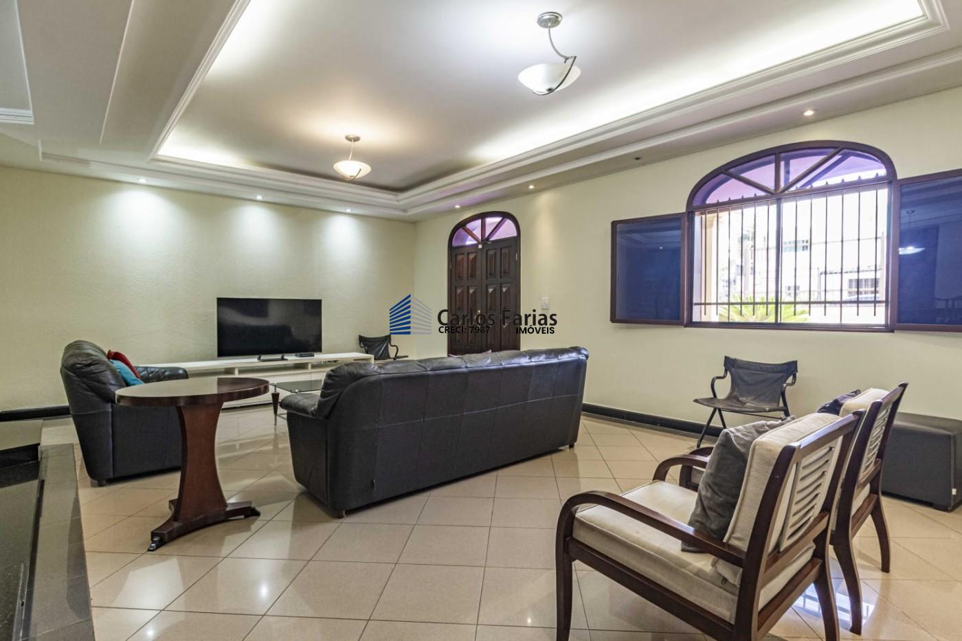 Casa à venda com 6 quartos, 450m² - Foto 16