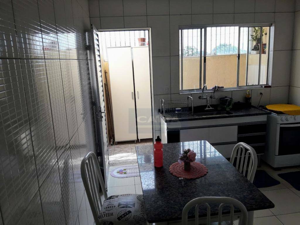 Sobrado à venda com 3 quartos, 100m² - Foto 15