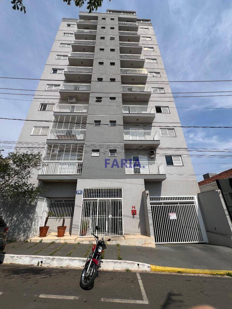 Apartamento, 3 quartos, 147 m² - Foto 1