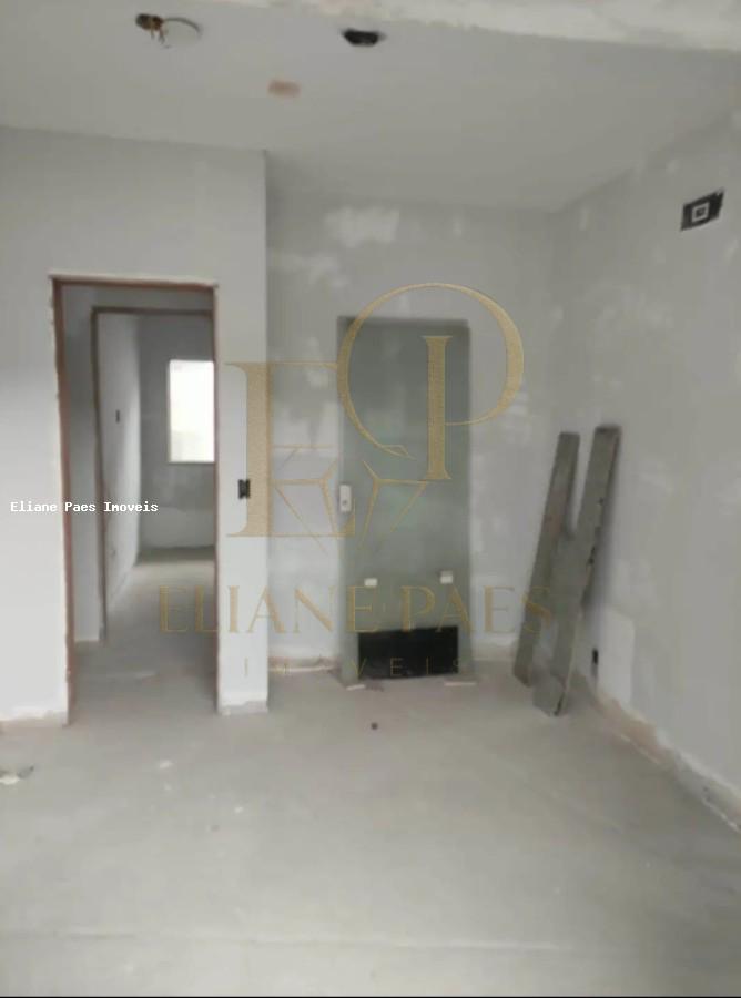 Casa à venda com 8 quartos, 500m² - Foto 3