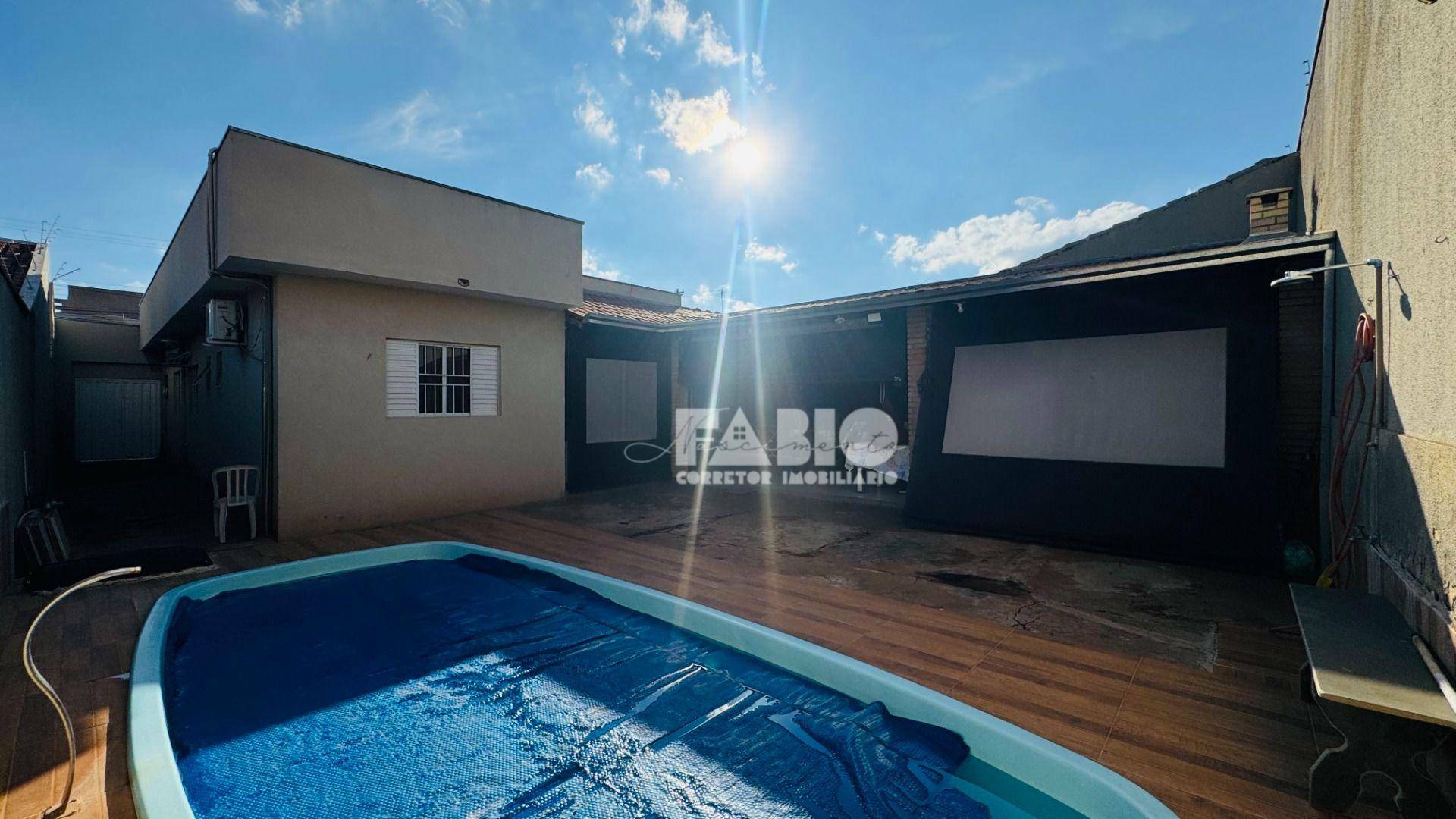 Casa à venda com 3 quartos, 250m² - Foto 20