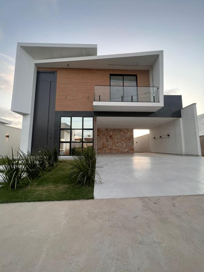 Casa de Condomínio à venda com 4 quartos, 280m² - Foto 2