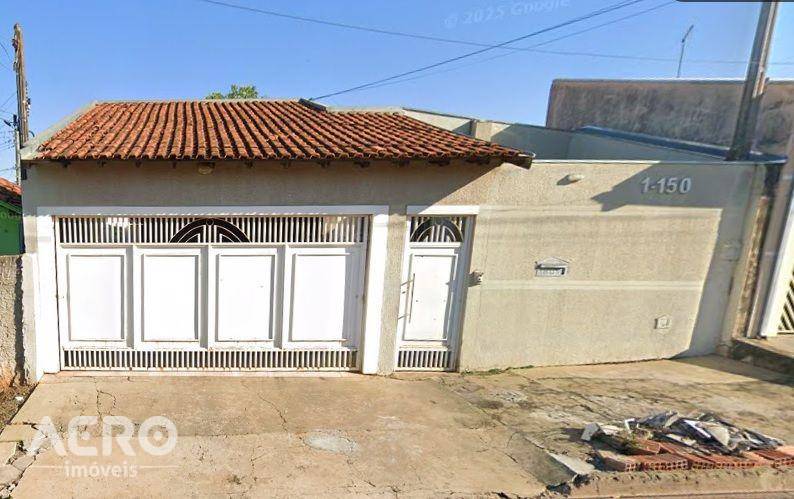 Casa, 2 quartos, 192 m² - Foto 1