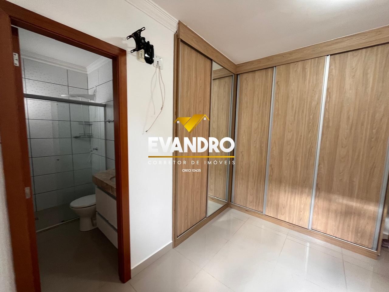 Casa de Condomínio à venda com 3 quartos, 198m² - Foto 6
