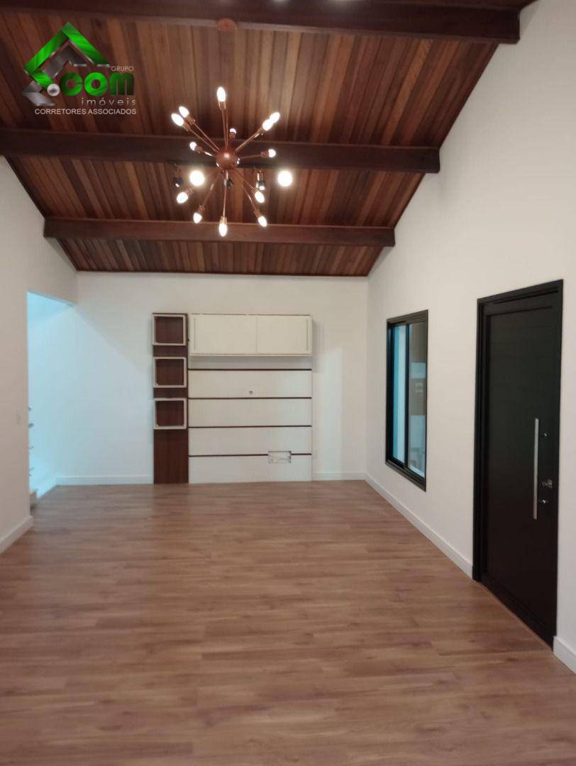 Casa à venda com 3 quartos, 183m² - Foto 8