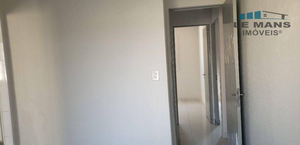 Casa à venda com 3 quartos, 170m² - Foto 9