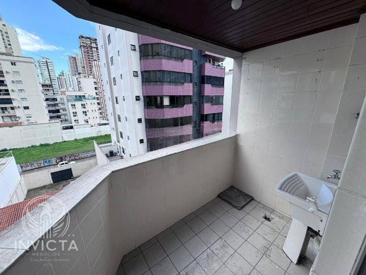 Apartamento à venda com 3 quartos, 134m² - Foto 15