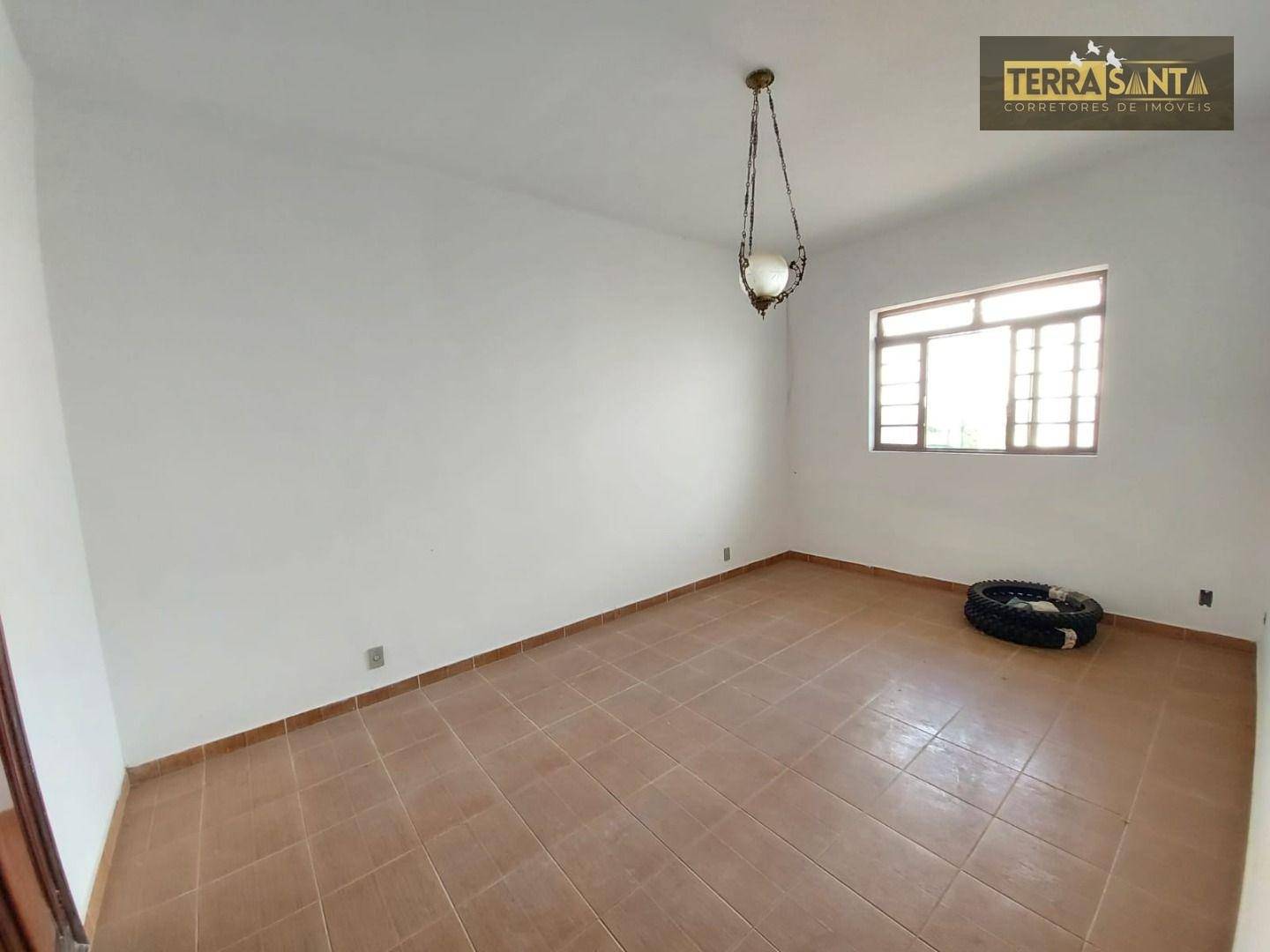 Casa à venda com 3 quartos, 260m² - Foto 7