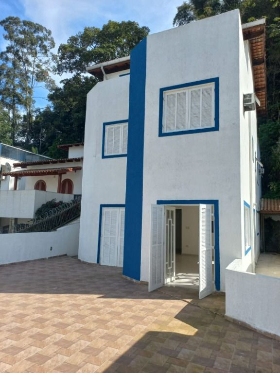 Casa à venda com 4 quartos, 334m² - Foto 6