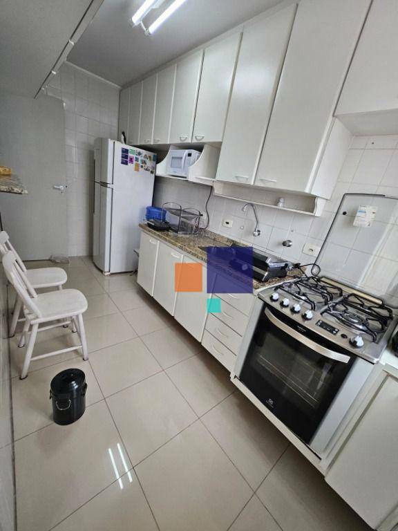 Apartamento à venda com 2 quartos, 64m² - Foto 15