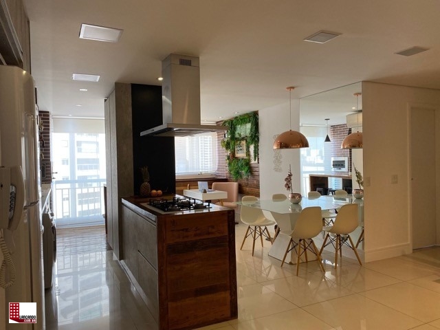 Apartamento à venda com 2 quartos, 74m² - Foto 2