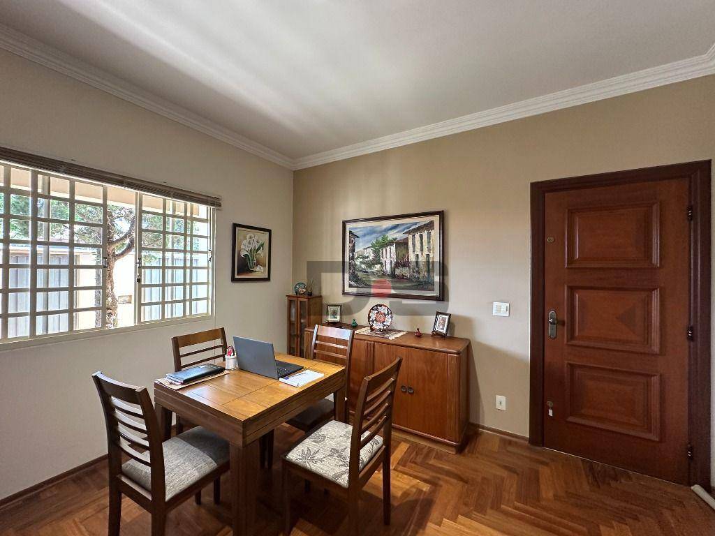 Casa, 3 quartos, 160 m² - Foto 2