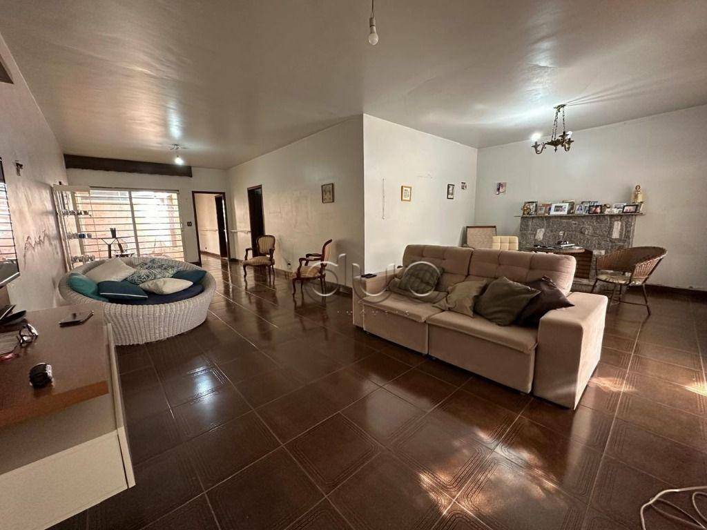 Casa à venda com 3 quartos, 350m² - Foto 5