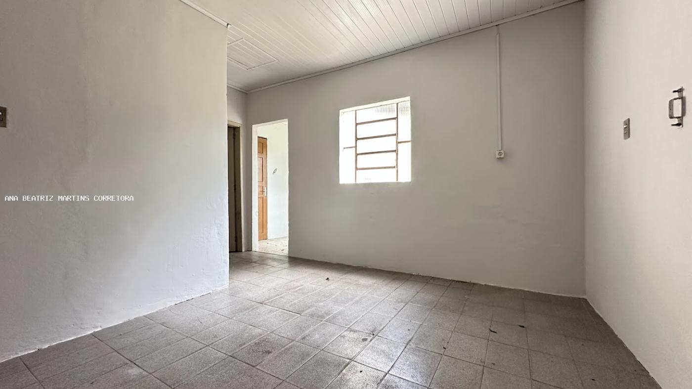 Casa à venda com 3 quartos, 92m² - Foto 18